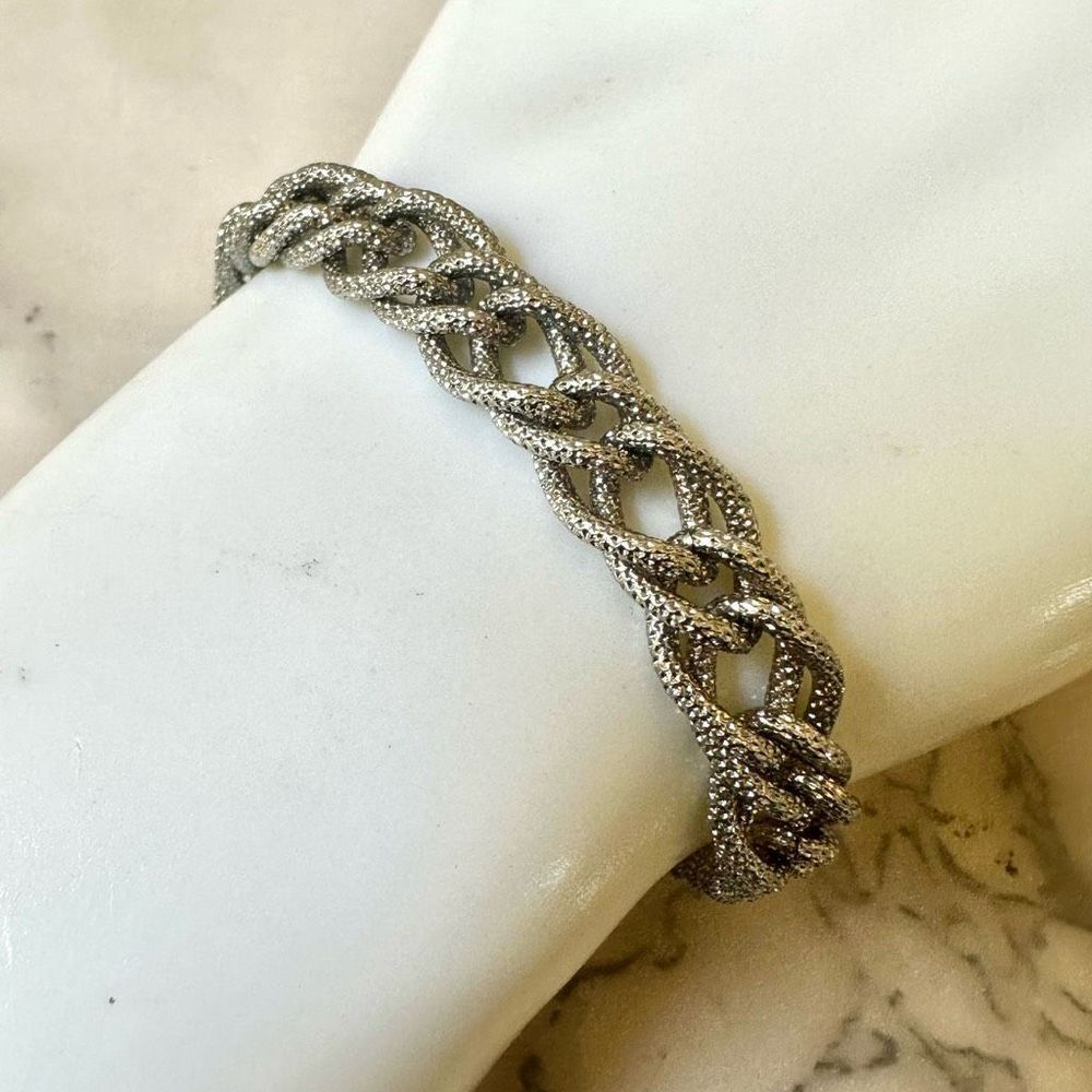 Silver tone link bracelet